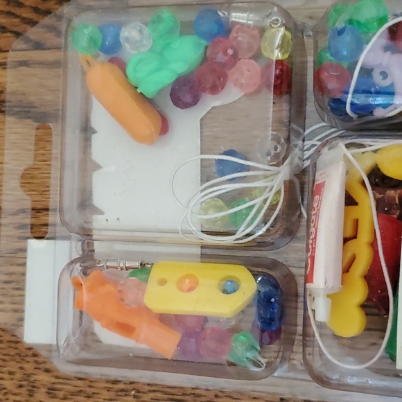 NWT - Vintage 1970s/80s Mis CHARM Bracelet and Necklace Kit - Picture 5 of 9